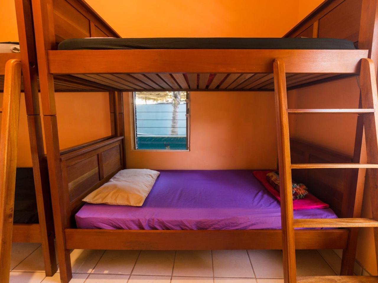A Piece Of Ground Hostel Punta Gorda Exterior photo